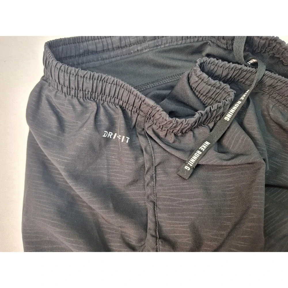 Nike Dri-FIT Women Black Running Shorts Zipper Pocket Size M 1232